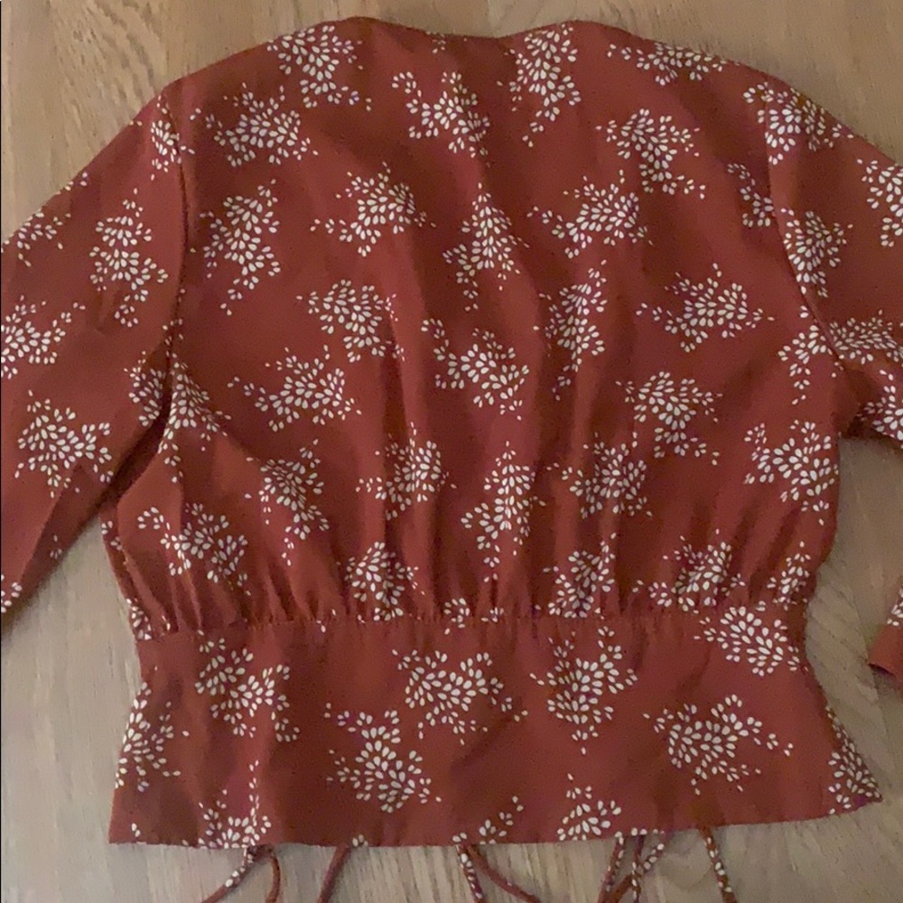 Crop top - Picture 3 of 3